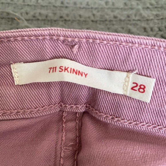 Levi’s - Picture 2 of 2